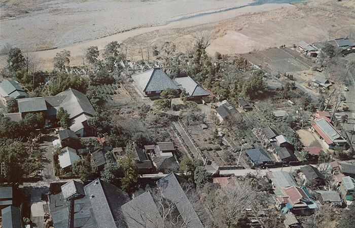 1000年の歴史がある長徳寺と長沢薬師堂